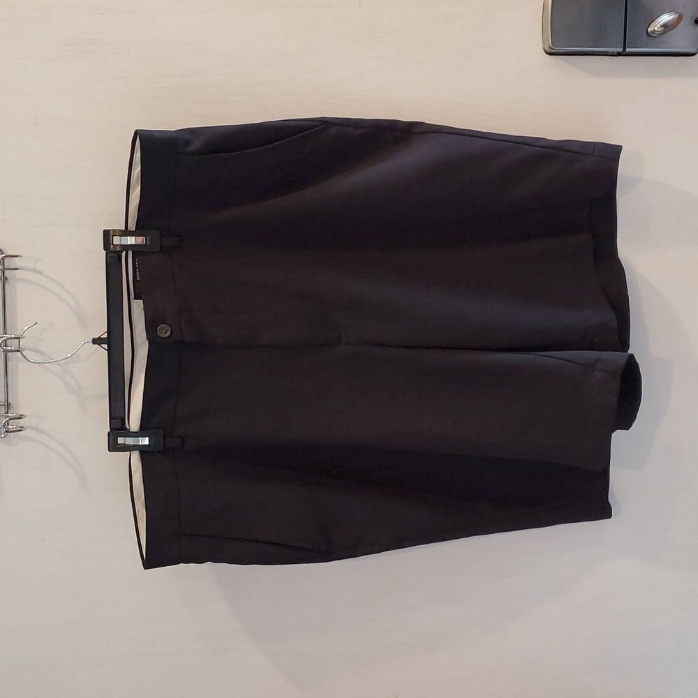 Greg Norman Black Classic Flat Front Golf Shorts 40 - Picture 2 of 7